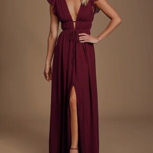 Lulu’s Elegant burgundy  Sleeveless Dress